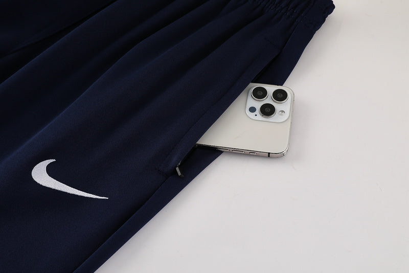 Nike Trainingsanzug Jacke und Hose Herren