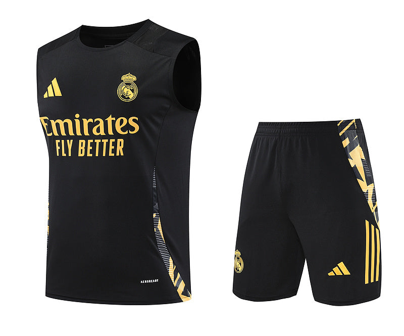 Real Madrid Trainingsset 24/25 Trikot und Shorts