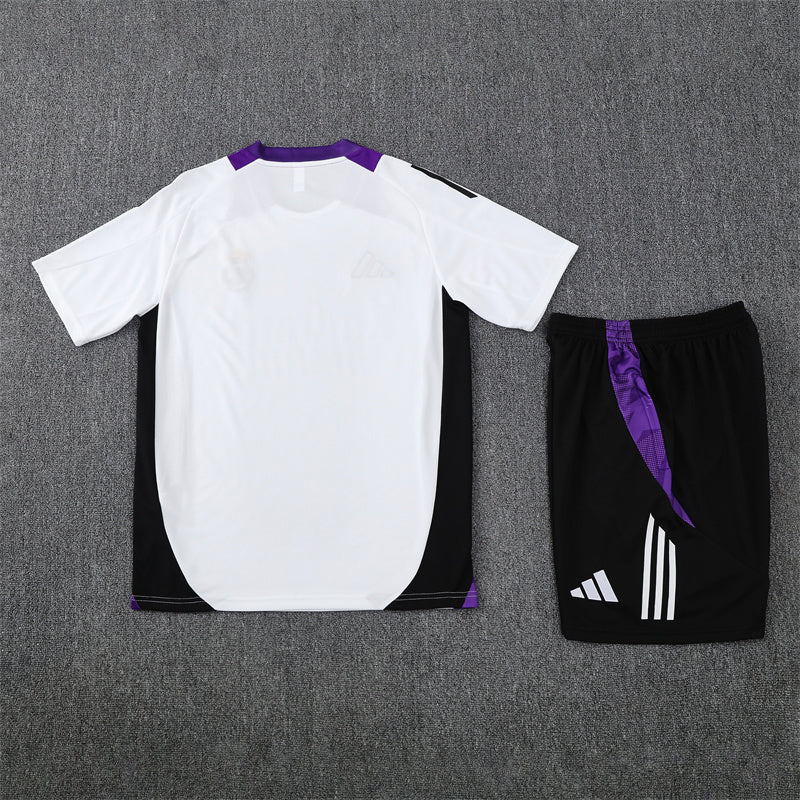 Real Madrid Trainingsset 24/25 Trikot und Shorts