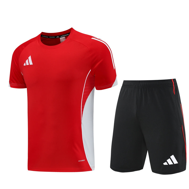 Adidas Herren Set Trikot und Shorts