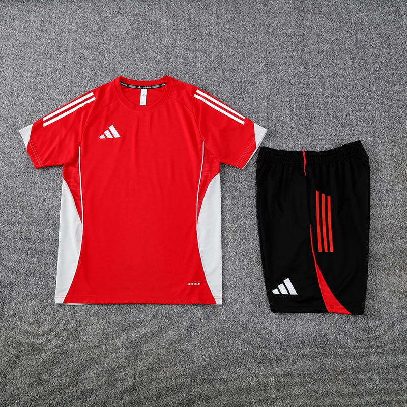 Adidas Herren Set Trikot und Shorts