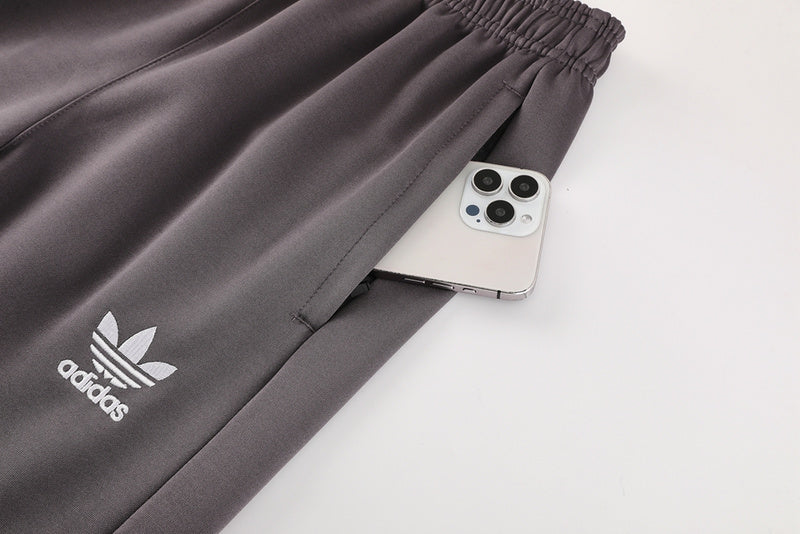 Real Madrid Trainingsanzug 24/25 Jacke und Hose Herren