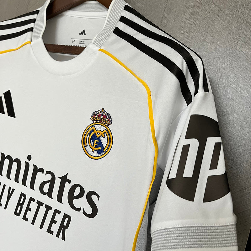 Real Madrid Heimtrikot 25/26 Herren Fan-Version mit Patches