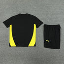 Borussia Dortmund Trainingsset 24/25 Trikot und Shorts
