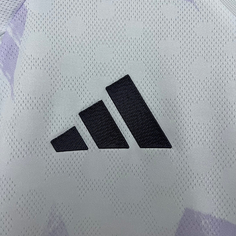 Manchester United Auswärtstrikot 25/26 Herren Spieler-Version