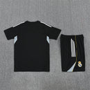 Real Madrid Madrid Trainingsset 25/26 Trikot und Shorts
