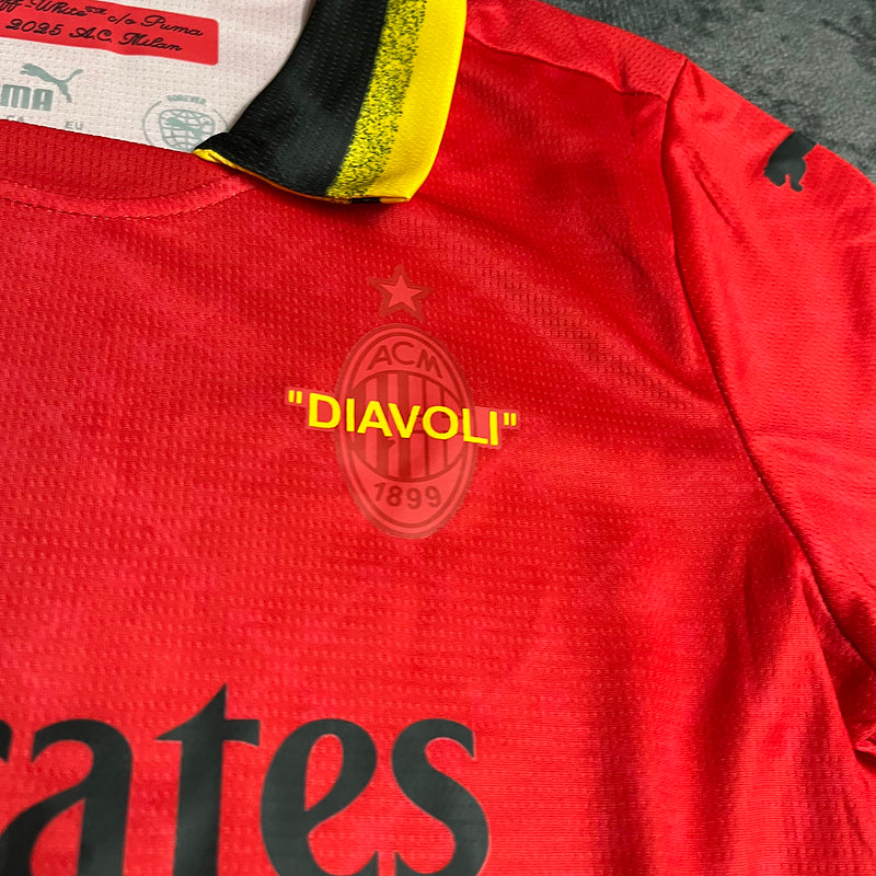 Kinder-Set AC Milan Limitierte Auflage Off-White 25/26