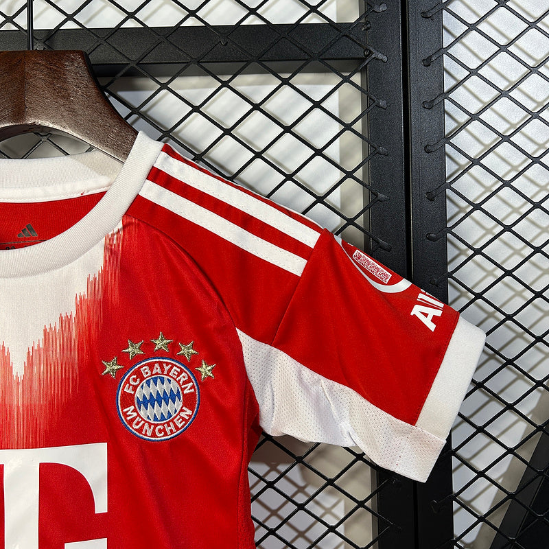 Kinder-Set Bayern München Heimtrikot 25/26