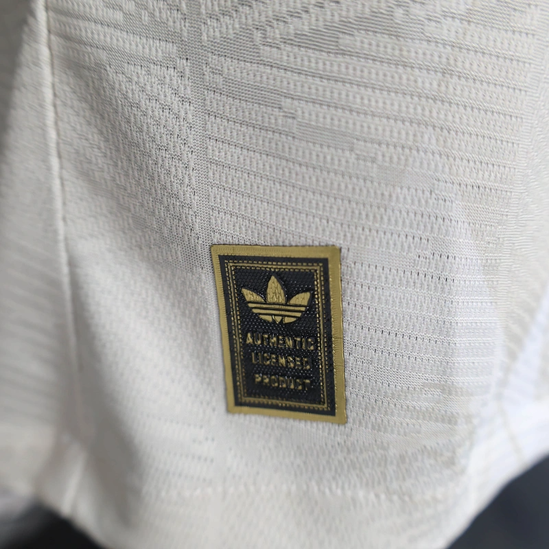 Bayern München Poloshirt Sonderedition 25/26 Herren Spieler-Version Weiß