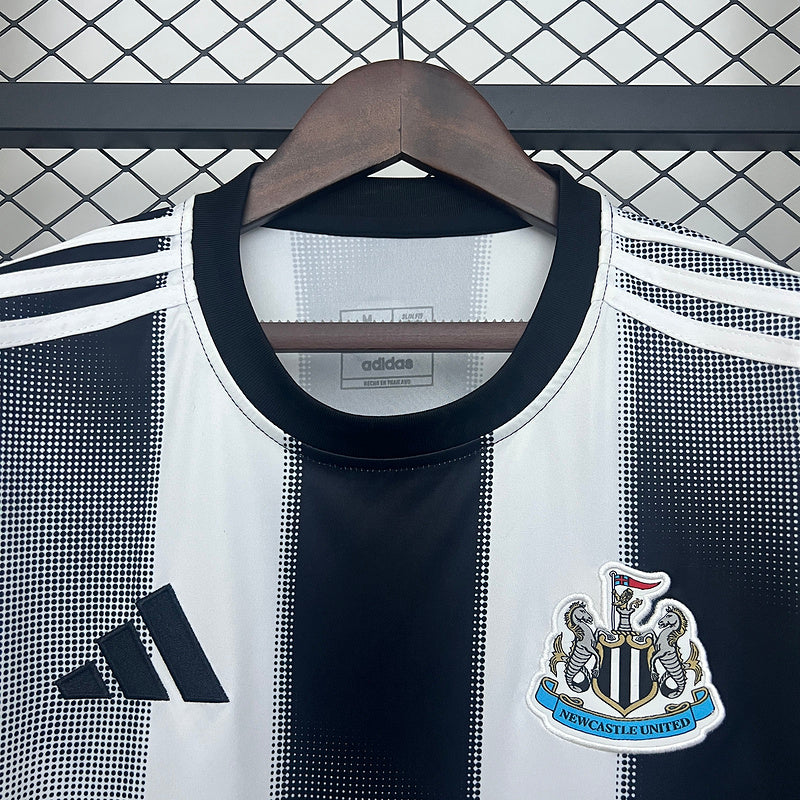 Newcastle Heimtrikot 25/26 Herren Fan-Version