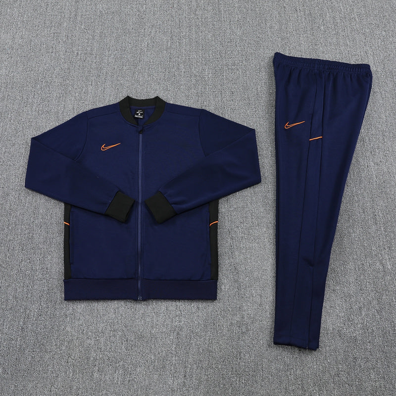 Nike Trainingsanzug Jacke und Hose Herren