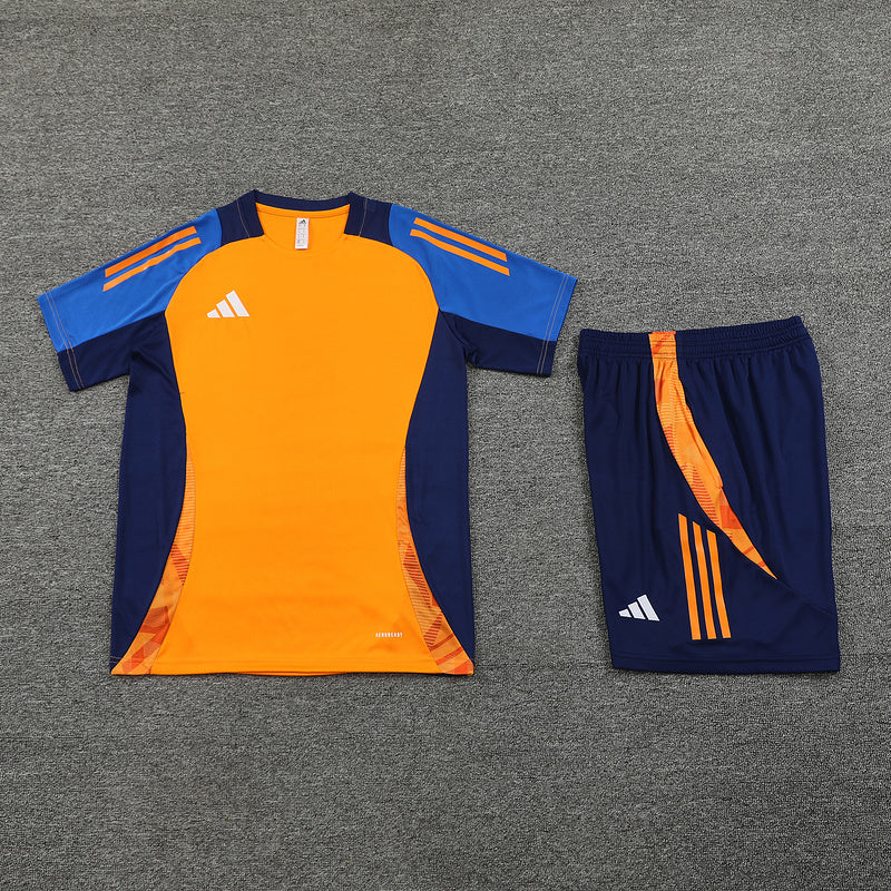 Adidas Herren-Set Trikot und Shorts