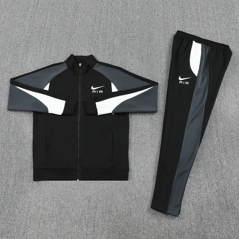 Nike Trainingsanzug Jacke und Hose Herren