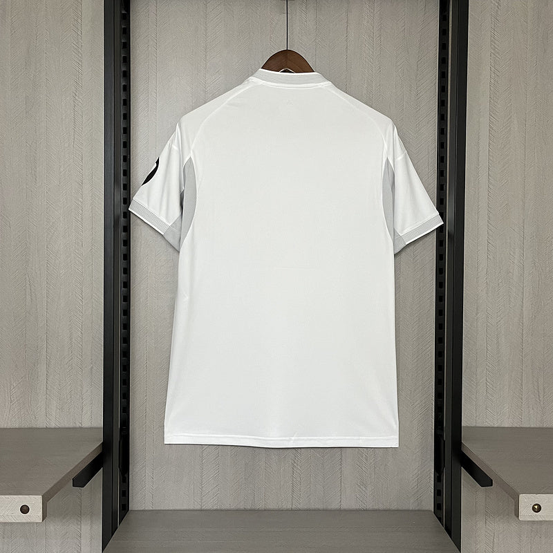 Real Madrid Heimtrikot mit Patches 25/26 Herren Fan-Version