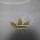 Bayern München 125 Jahre Trikot 25/26 Herren Spieler-Version Weiß