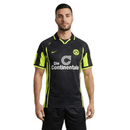 Borussia Dortmund Retro Auswärtstrikot 1996 1997 schwarz 1.1 Premium Qualität Shop des Spielers BVB Vintage Away Jersey Champions League Sieger Jahr. BVB Retro Trikot schwarz, Dortmund 96/97 Auswärtstrikot, BVB Vintage Trikot kaufen, Borussia Dortmund Klassiker 1997, 1.1 Qualität Retro, Die Continentale Trikot, BVB Champions League Retro, Fußballtrikot schwarz gelb, Lars Ricken Tor Trikot.