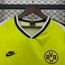 Borussia Dortmund Retro Heimtrikot 1995 1996 neon-gelb 1.1 Premium Qualität Shop des Spielers BVB Vintage Jersey Die Continentale, BVB Retro Trikot, Dortmund 95/96 Trikot, BVB Neon Trikot, Dortmund Vintage Jersey, Borussia Dortmund Klassiker kaufen, 1.1 Qualität Retro, Die Continentale Trikot, BVB Meistertrikot 1996, Fußballtrikot 90er Jahre.