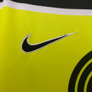 Borussia Dortmund Retro Heimtrikot 1996 1997 neon-gelb 1.1 Premium Qualität Shop des Spielers BVB Vintage Jersey Champions League Sieger 1997, BVB Retro Trikot, Dortmund 96/97 Heimtrikot, BVB Neon Trikot, Dortmund Vintage Jersey kaufen, Borussia Dortmund Klassiker, 1.1 Qualität Retro, Die Continentale Trikot, BVB CL Sieger Trikot, Fußballtrikot 90er Jahre gelb.