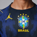 Brasilien Auswärtstrikot 2026 2027 Herren blau Spieler-Version Authentic 1.1 Premium Qualität Shop des Spielers CBF 5 Sterne Slim Fit, Brasilien Trikot blau 2026, CBF Authentic Away Jersey 26/27, Brasilien Auswärts Trikot kaufen, Player Edition Brasilien blau, 1.1 Qualität Seleção, Fußballtrikot Brasilien 2027 Spieler-Version, Blaues Brasilien Trikot 5 Sterne.