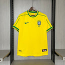 Brasilien Heimtrikot 1998 1999 Herren gelb Retro Fan-Version 1.1 Premium Qualität Shop des Spielers Ronaldo R9 Vintage Jersey, Brasilien Retro Trikot, Brazil 1998 Jersey, Ronaldo R9 Trikot, Brasilien Trikot gelb vintage, 1.1 Qualität Retro, Klassische Fußballtrikots, Seleção Fanshop, WM 1998 Brasilien Outfit.
