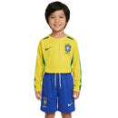 Shop des Spielers, Brasilien Kinder-Set 2002, Brasilien Trikot Kinder Langarm, Brasilien Heimtrikot Retro, Brasilien Shorts Kinder, Fußball Trikot Brasilien gelb, Brasilien 2002 Trikot Kinder, Seleção Kinder-Set Retro, Fußball-Shop Brasilien, Brasilien Retro-Kollektion Kinder, Brasilien Set Langarm Trikot, Brasilien Kindertrikot Weltmeister.