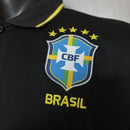 Shop des Spielers, Brasilien Polo Jordan, Jordan Brand Brasilien 2026, Brasilien Polo schwarz, Fan-Version Jordan, Brasilien Herren Polo, Brasilien Streetwear, Jordan x Brasilien Kollektion, Fußball Fan-Artikel, Brasilien Trikot Lifestyle, limitierte Edition Jordan, Brasilien Fan-Shop Deutschland.