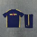 Brasilien Trainingsset Jordan 2026 2027 Herren marineblau Trikot und Shorts 1.1 Premium Qualität Shop des Spielers Seleção Jordan Gear, Brasilien Jordan Trainingsset, Brazil Jordan Kit 2026, Brasilien Trikot marineblau, Jordan Fußballbekleidung, 1.1 Qualität Brasilien, Seleção Fanshop Deutschland, Jordan Jumpman Trikot Brasilien, Fußball Set Herren blau.