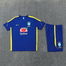 Brasilien Trainingsset Nike 2026 2027 Herren blau Trikot und Shorts 1.1 Premium Qualität Shop des Spielers Seleção Nike Gear, Brasilien Trainingsset 2026, Nike CBF Gear, Brasilien Trikot blau, Fußball Trainingsset Herren, 1.1 Qualität Brasilien, Vinícius Jr Training, Seleção Fanshop Deutschland, Fußball Set Nike blau.