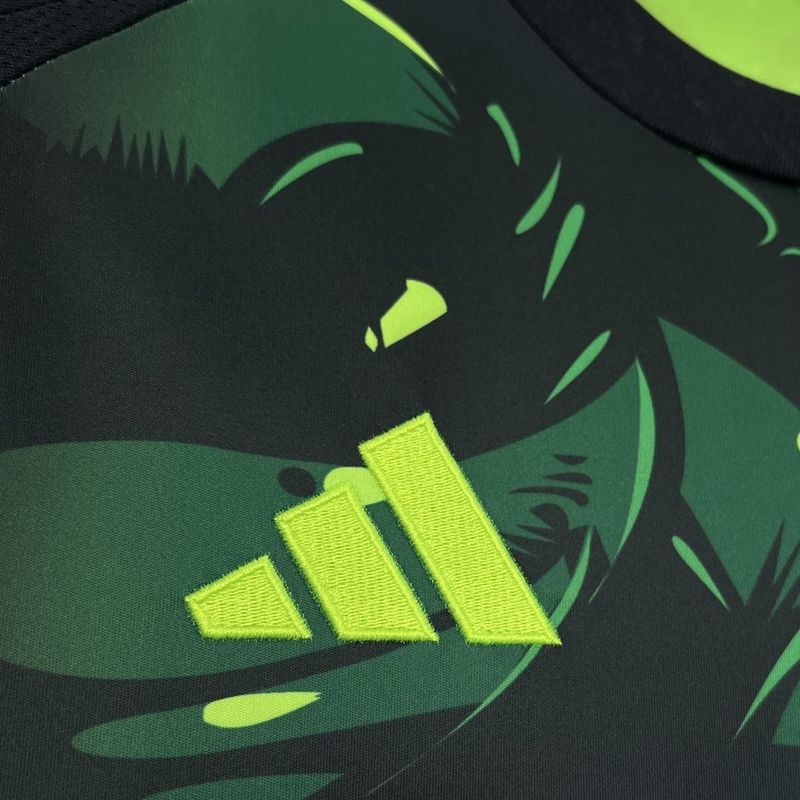 Real Madrid Sonderedition Trikot 24/25 Herren-Fanversion