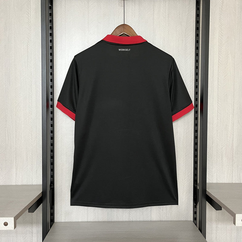 Camiseta Bayer Leverkusen 24/25, Camiseta Bayer Leverkusen aniversario, Camiseta Bayer Leverkusen hombre, Camiseta Bayer Leverkusen 120 años, Camiseta Bayer Leverkusen edición limitada, Camiseta Bayer Leverkusen 2024 2025, Camiseta Bayer Leverkusen Bundesliga, Camiseta fútbol Bayer Leverkusen, Camiseta Leverkusen 120 años, camiseta conmemorativa Bayer Leverkusen, camiseta Bayer Leverkusen aniversario 120, Camiseta hombre Bayer Leverkusen.