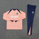 Shop des Spielers, Chelsea Trainingsanzug 25/26, Chelsea Jacke Salm, Chelsea Hose Blau, Chelsea Training-Set, Blues Kollektion 2026, Trainingsanzug Herren Chelsea, Chelsea Fan-Shop, Fußball Trainingsanzug Salm, Chelsea Sportbekleidung, Trainingsanzug 2025, Fußball-Fanartikel.