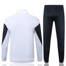 Chelsea FC, Trainingsanzug, 25/26, Herren, Weiß, Schwarz, Jacke und Hose, Chelsea Fanwear, Chelsea Trainingsset, Fußball Fanartikel, Blues Style, Shop des Spielers, Casual Sportswear