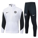 Chelsea FC, Trainingsanzug, 25/26, Herren, Weiß, Schwarz, Jacke und Hose, Chelsea Fanwear, Chelsea Trainingsset, Fußball Fanartikel, Blues Style, Shop des Spielers, Casual Sportswear