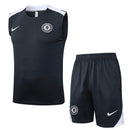 Chelsea FC Trainingsset 2025 2026 Herren schwarzes Tanktop ärmellos schwarze Shorts 1.1 Premium Qualität Shop des Spielers CFC Workout Gear Black, Chelsea Tanktop 2025, Chelsea ärmellos schwarz, CFC Shorts schwarz, Chelsea Trikot 25/26 ohne Ärmel, Gym Kleidung Chelsea London, 1.1 Qualität Chelsea, Cole Palmer Training, Chelsea Fanshop Deutschland, Fußball Tanktop Herren schwarz