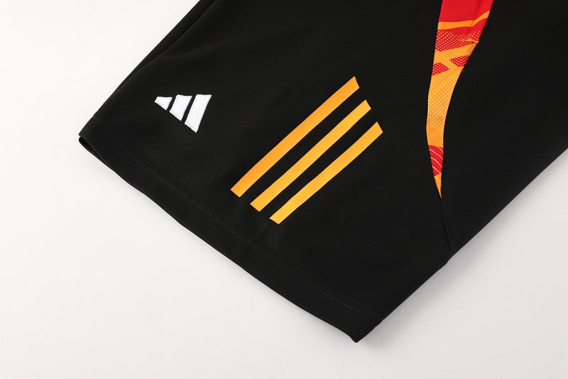 Adidas Set Herren Trikot und Shorts