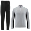 Herren-Trainingsanzug mit Jacke und Hose von Nike