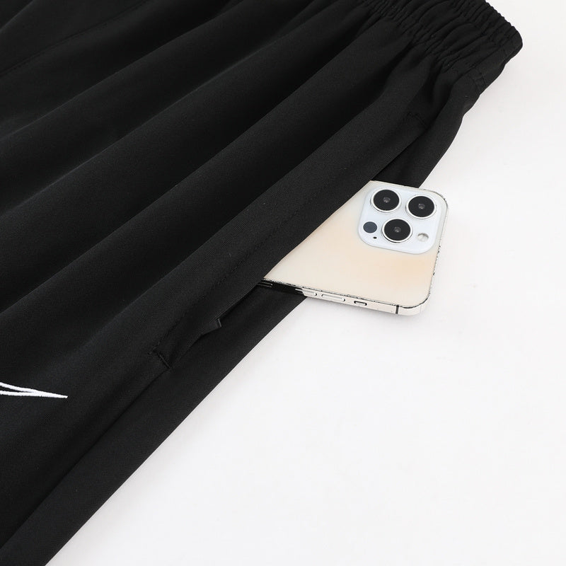 Herren-Trainingsanzug mit Jacke und Hose von Nike