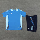 Adidas Set Herren Trikot und Shorts