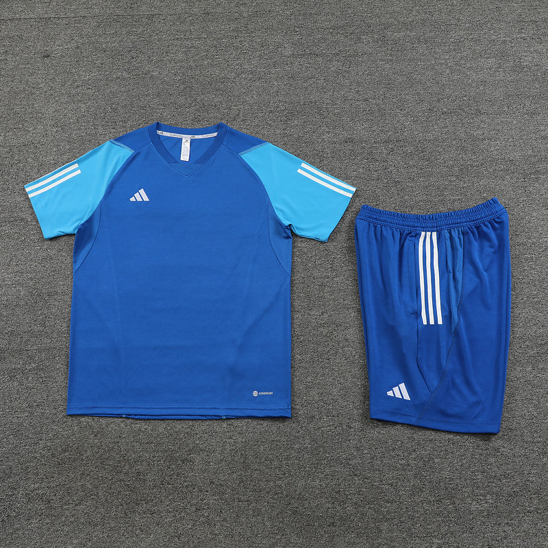 Adidas Set Herren Trikot und Shorts