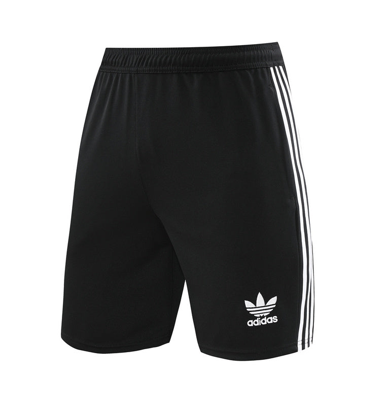 Adidas Set Herren Trikot und Shorts