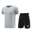 Adidas Set Herren Trikot und Shorts