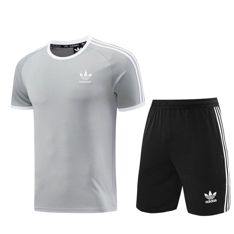Adidas Set Herren Trikot und Shorts