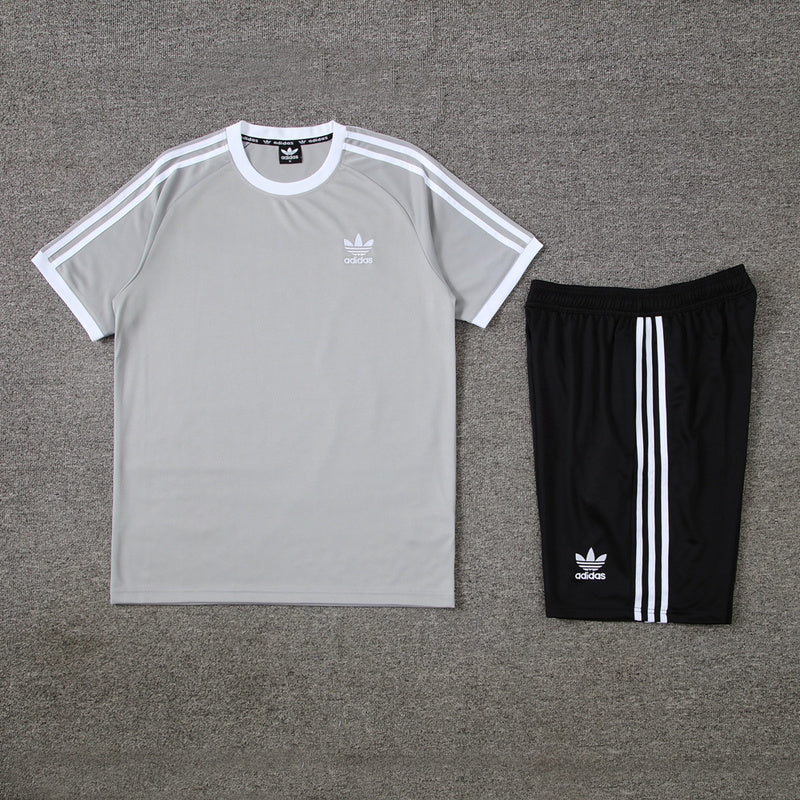 Adidas Set Herren Trikot und Shorts