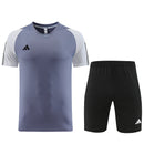 Adidas Set Herren Trikot und Shorts