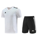 Adidas Set Herren Trikot und Shorts