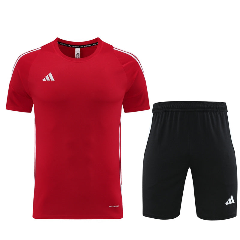 Adidas Set Herren Trikot und Shorts