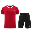 Adidas Set Herren Trikot und Shorts
