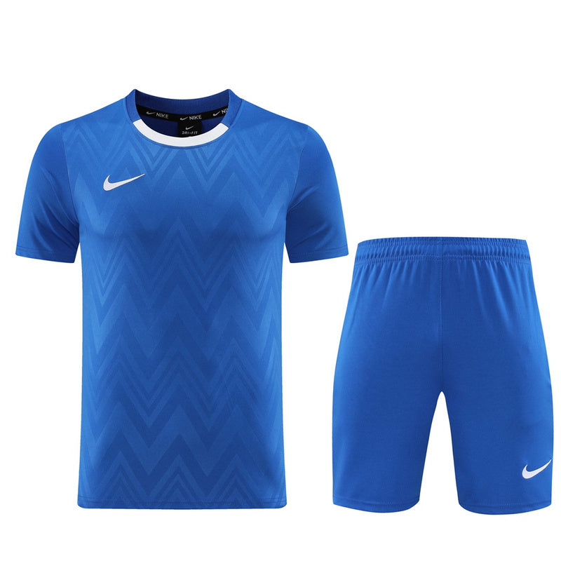 Nike Set Herren Trikot und Shorts
