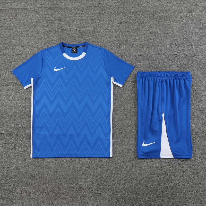 Nike Set Herren Trikot und Shorts