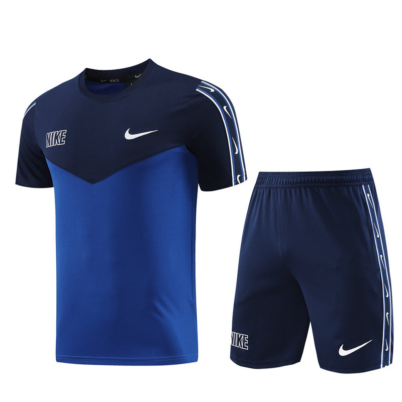 Nike Set Herren Trikot und Shorts